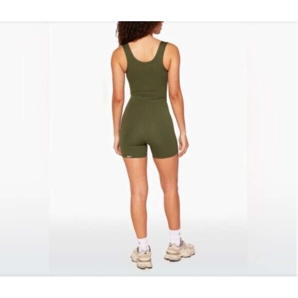 SET Active Sportbody Shortysuit Romper Alpine Olive Green L Athleisure Pilates